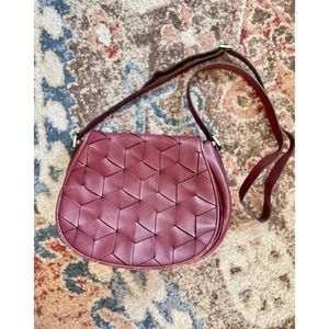 Welden Escapade Saddle Bag Burgundy